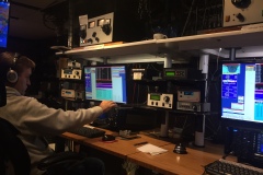 2019-CQWWSSB-K8AZ-operating-with-KE3X-to-my-left